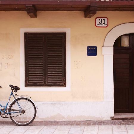 Studio Apartment Zagorka Tkalciceva Street Zagreb Luaran gambar