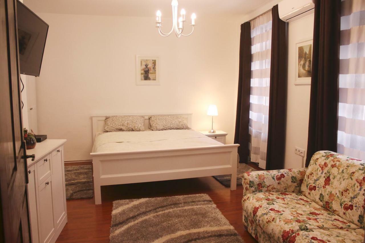 Studio Apartment Zagorka Tkalciceva Street Zagreb Luaran gambar